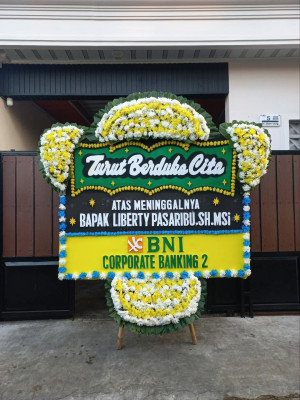 Papan Bunga Duka di Dolok Sanggul